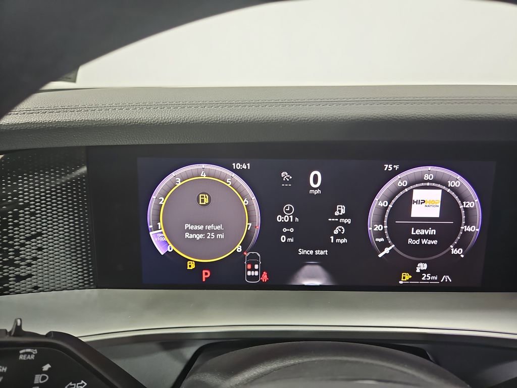 New 2026 Volkswagen Tiguan SE R-Line image 15