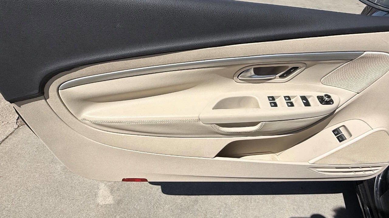 Used 2012 Volkswagen Eos Komfort FWD image 26