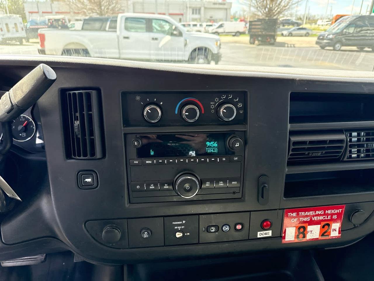 Used 2015 Chevrolet Express 2500 image 14