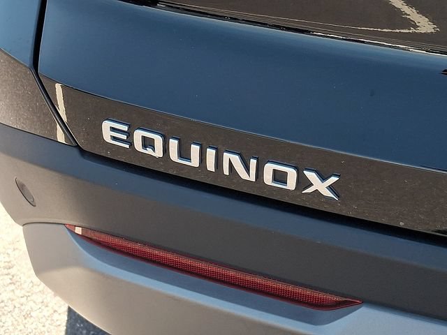 Used 2026 Chevrolet Equinox LT FWD image 24