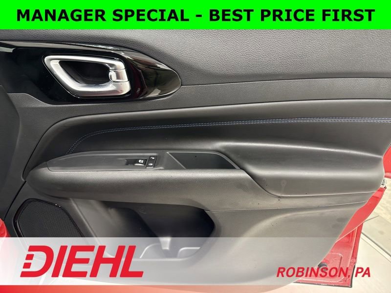 New 2026 Jeep Compass Limited image 15