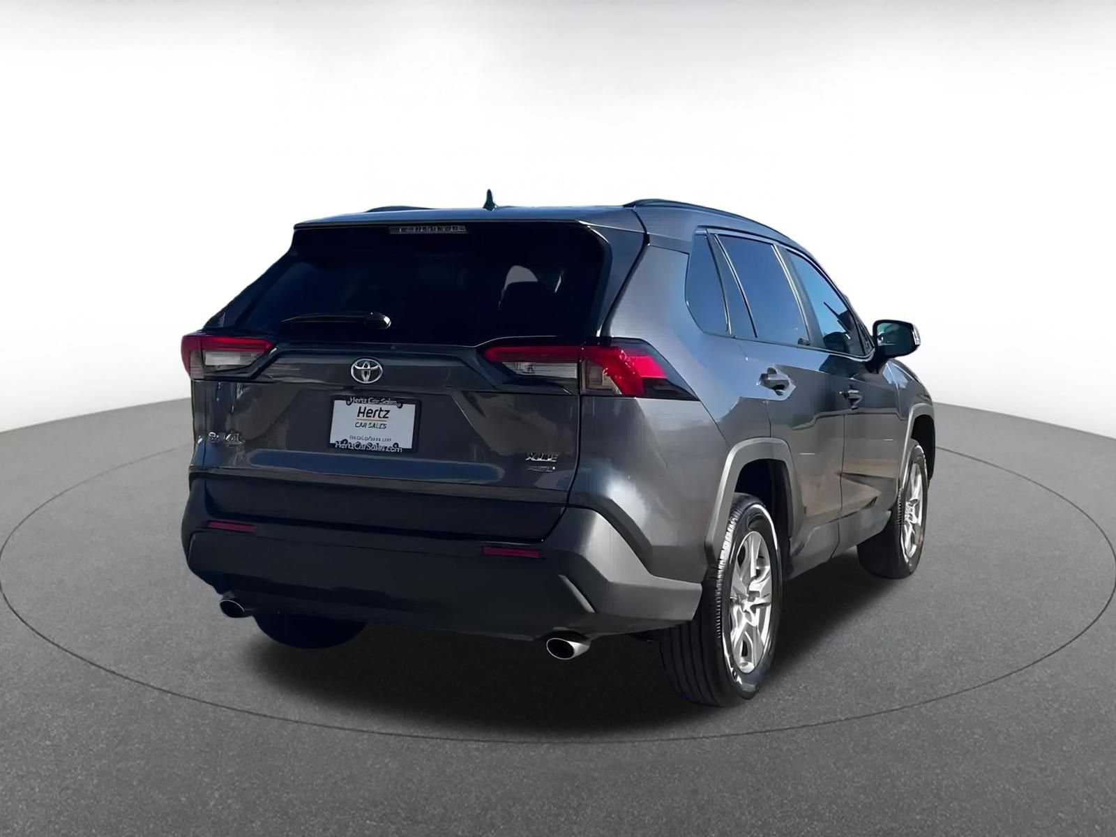 Used 2025 Toyota RAV4 XLE image 12