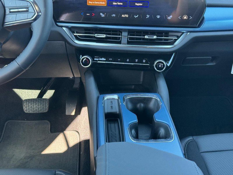 New 2026 Chevrolet Equinox EV LT FWD image 9