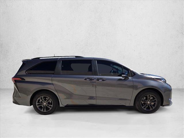 Certified 2025 Toyota Sienna XSE w/ XSE Premium Package video 4
