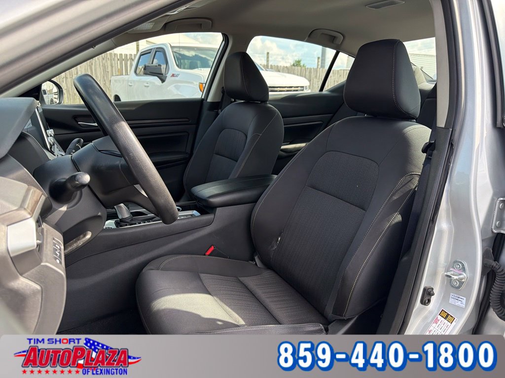 Used 2024 Nissan Altima 2.5 SV AWD/4WD image 26