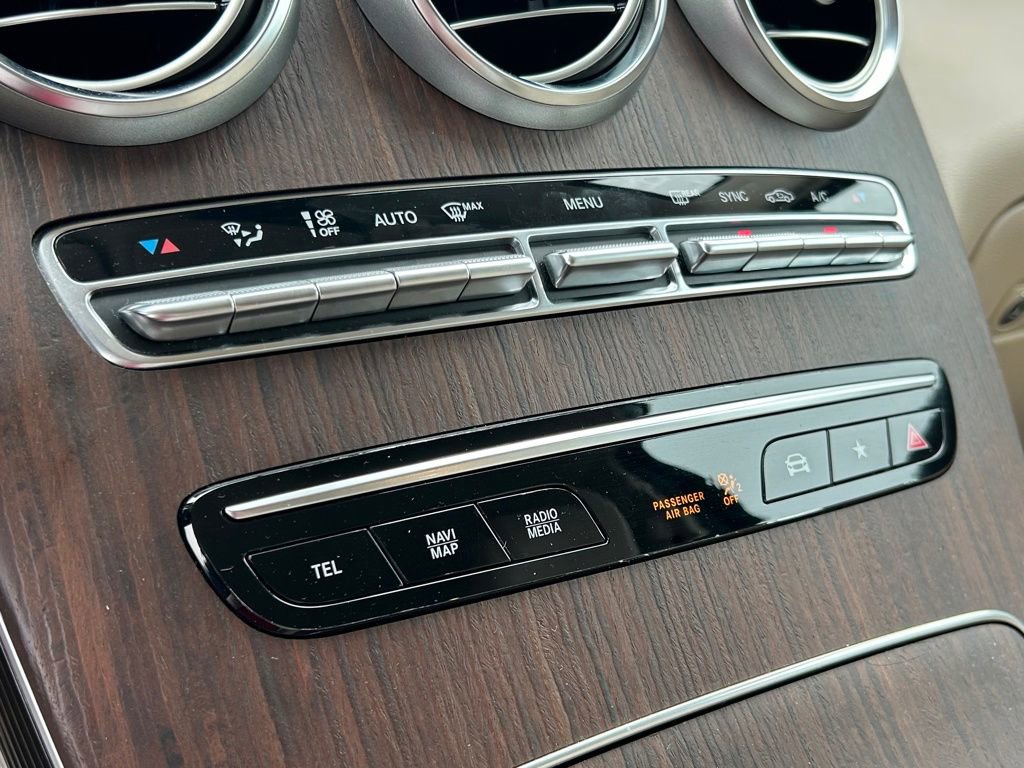 Used 2022 Mercedes-Benz GLC 300 image 26