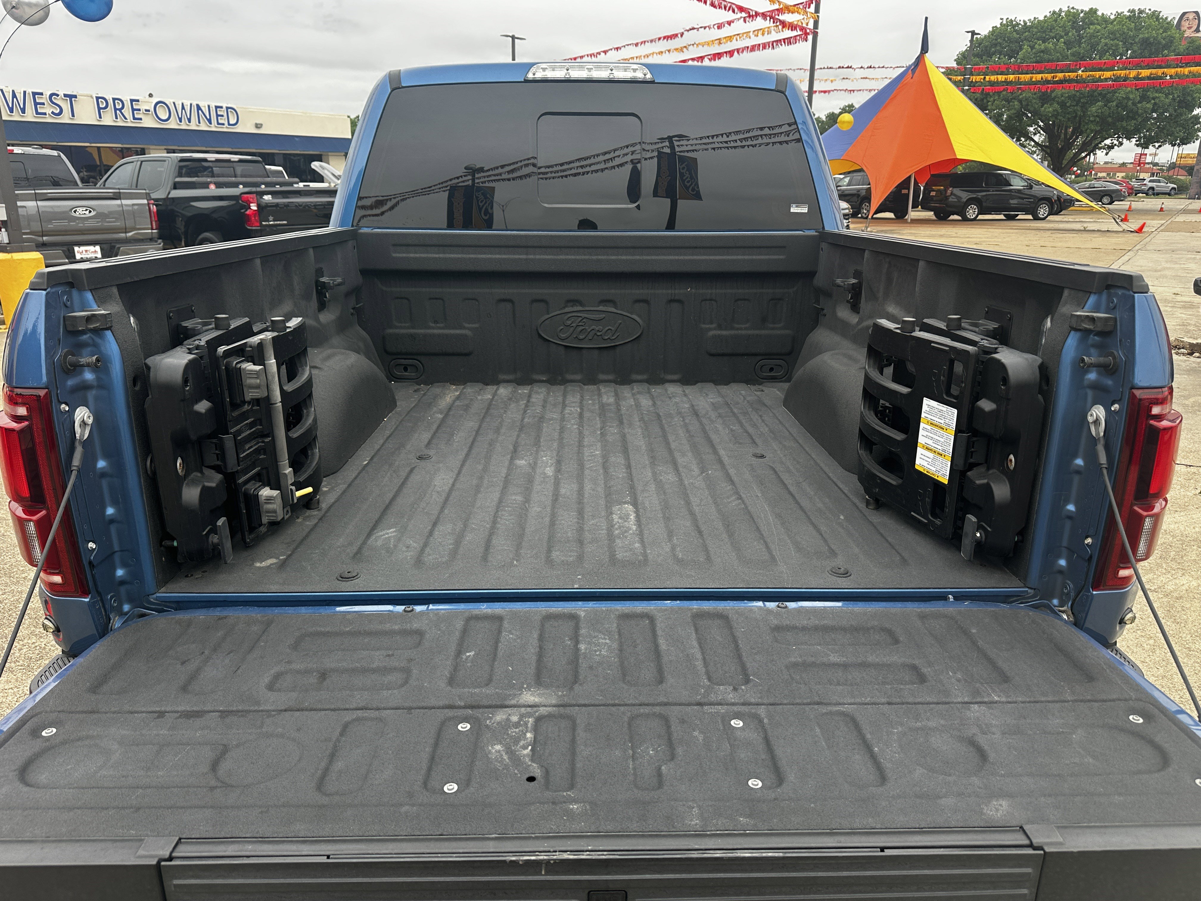 Used 2019 Ford F150 Raptor w/ Equipment Group 802A Luxury AWD/4WD image 6