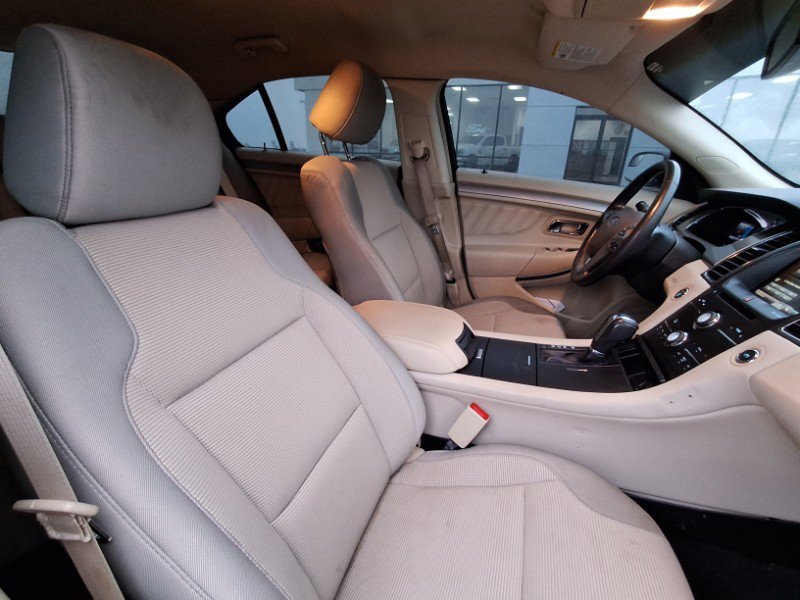 Used 2015 Ford Taurus SEL w/ Equipment Group 201A image 15