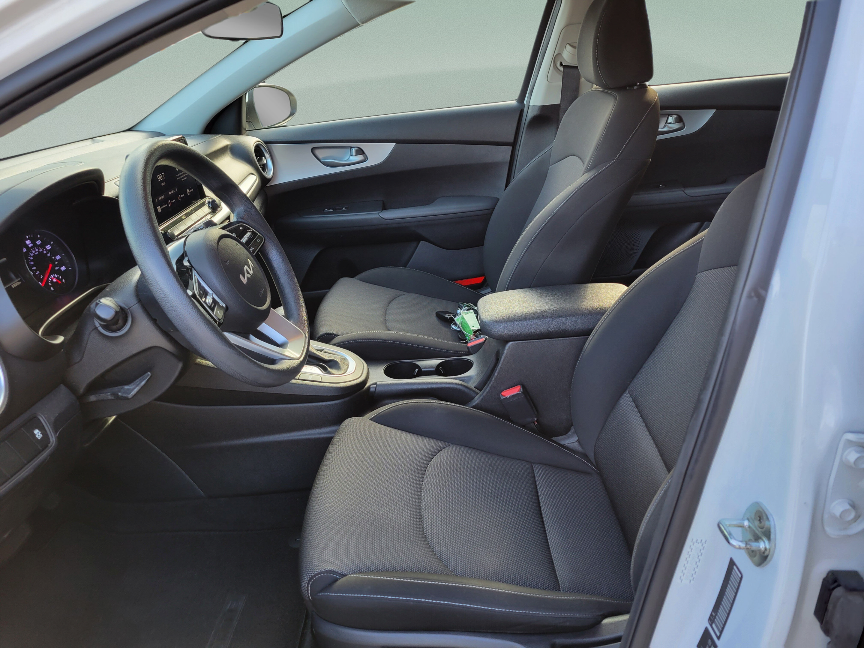 Used 2023 Kia Forte LX FWD image 14