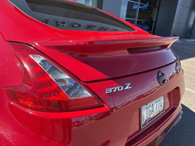 Used 2015 Nissan 370Z NISMO image 8