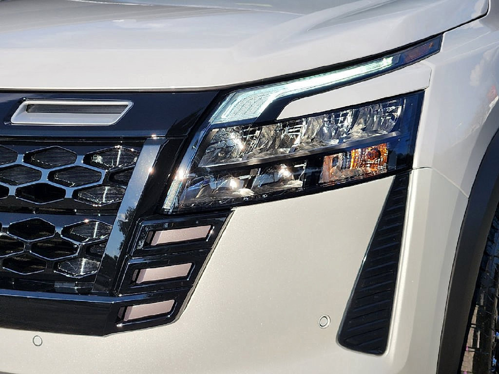 New 2026 Nissan Pathfinder Rock Creek AWD/4WD image 11