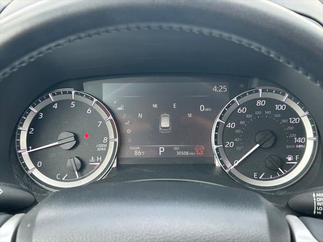 Certified 2025 Toyota Highlander XLE FWD image 37