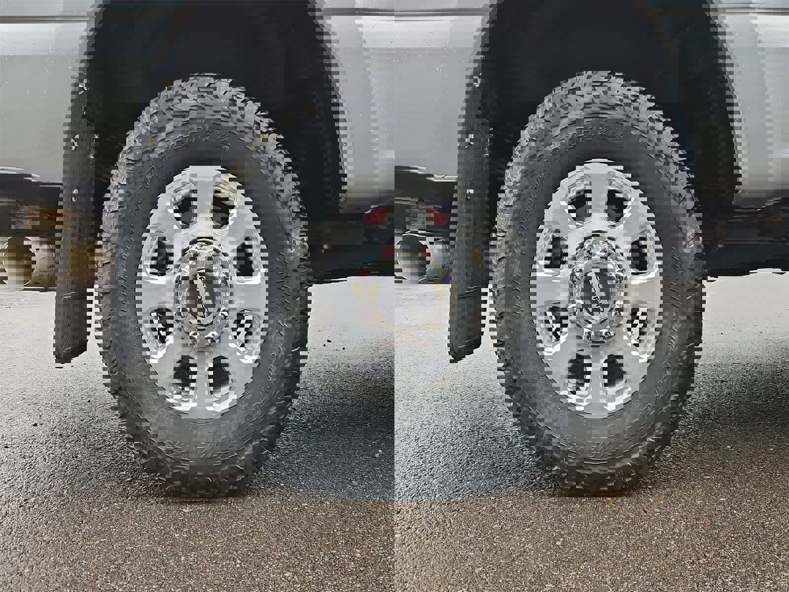 Used 2023 Ford F350 XLT w/ 360-Degree Camera Package image 13