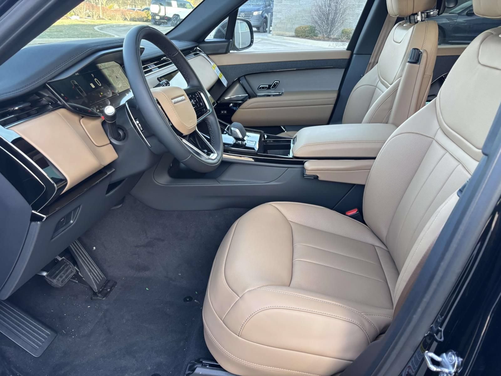 New 2026 Land Rover Range Rover Sport SE AWD/4WD image 10