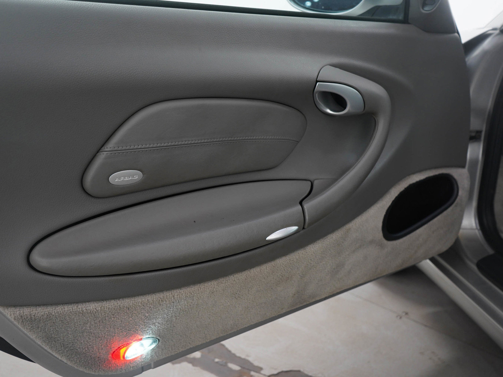 Used 2003 Porsche 911 Carrera image 19