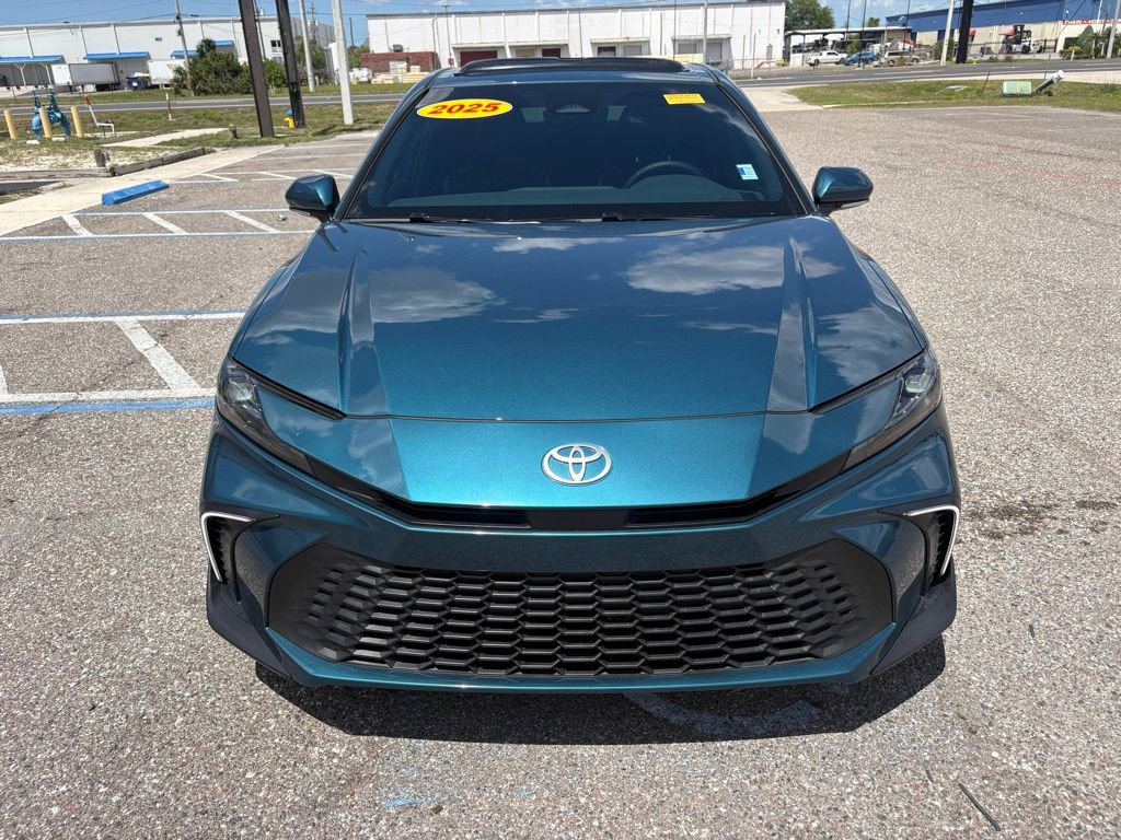 Used 2025 Toyota Camry SE w/ Multimedia Upgrade Package image 8