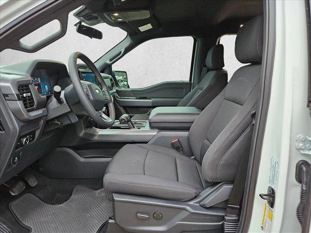 New 2026 Ford F150 XLT w/ XLT Black Appearance Package RWD image 4