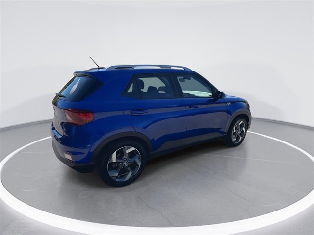 Used 2024 Hyundai Venue Limited image 8