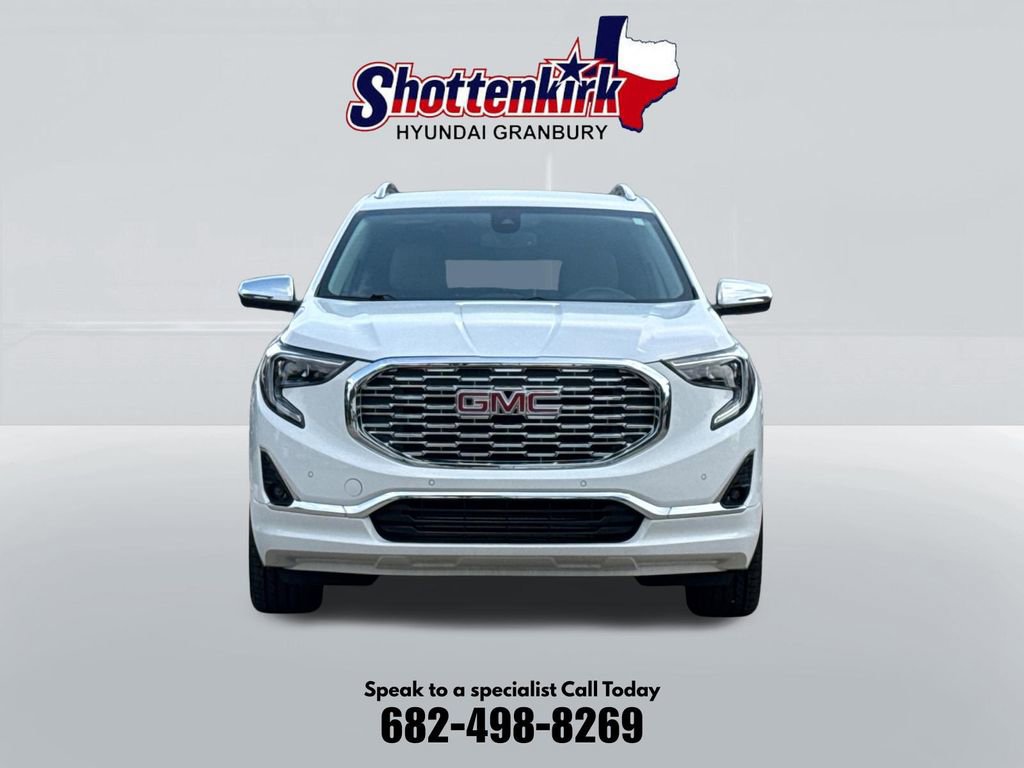 Used 2020 GMC Terrain Denali FWD image 2