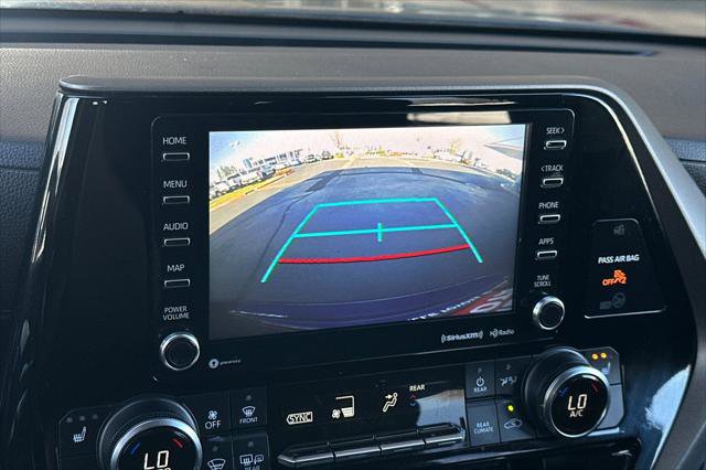 Certified 2022 Toyota Highlander XLE image 22