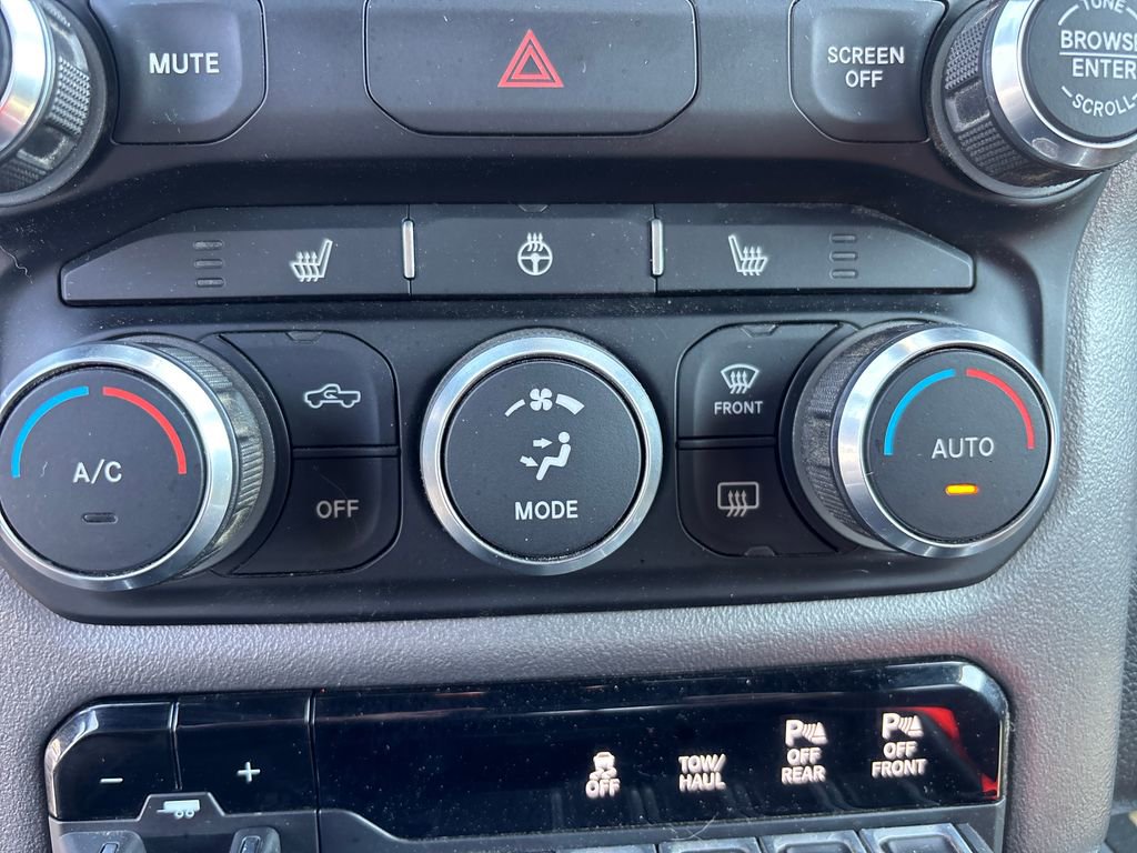 Used 2019 RAM 1500 Big Horn AWD/4WD image 32