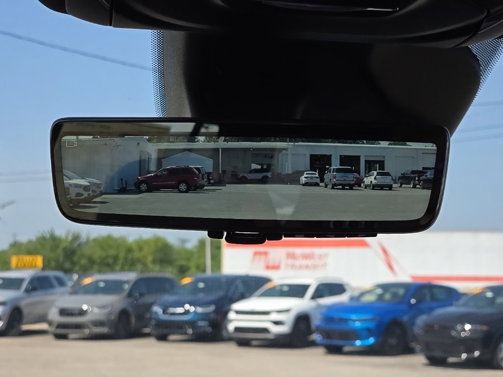 New 2025 Jeep Grand Cherokee L Limited w/ Luxury Tech Group II image 36