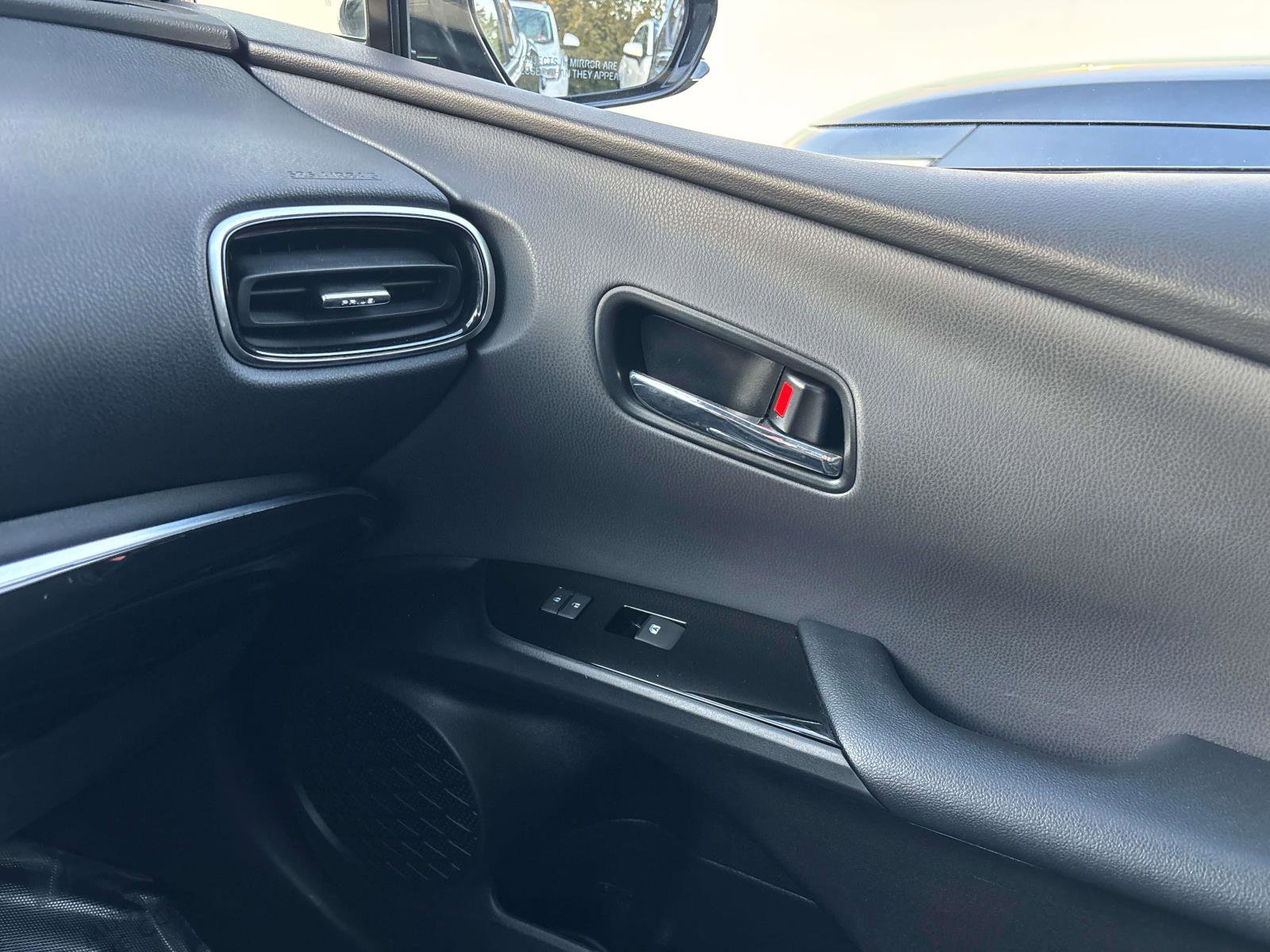 Used 2018 Toyota Prius Prime Premium w/ Carpet Mat Package FWD image 24