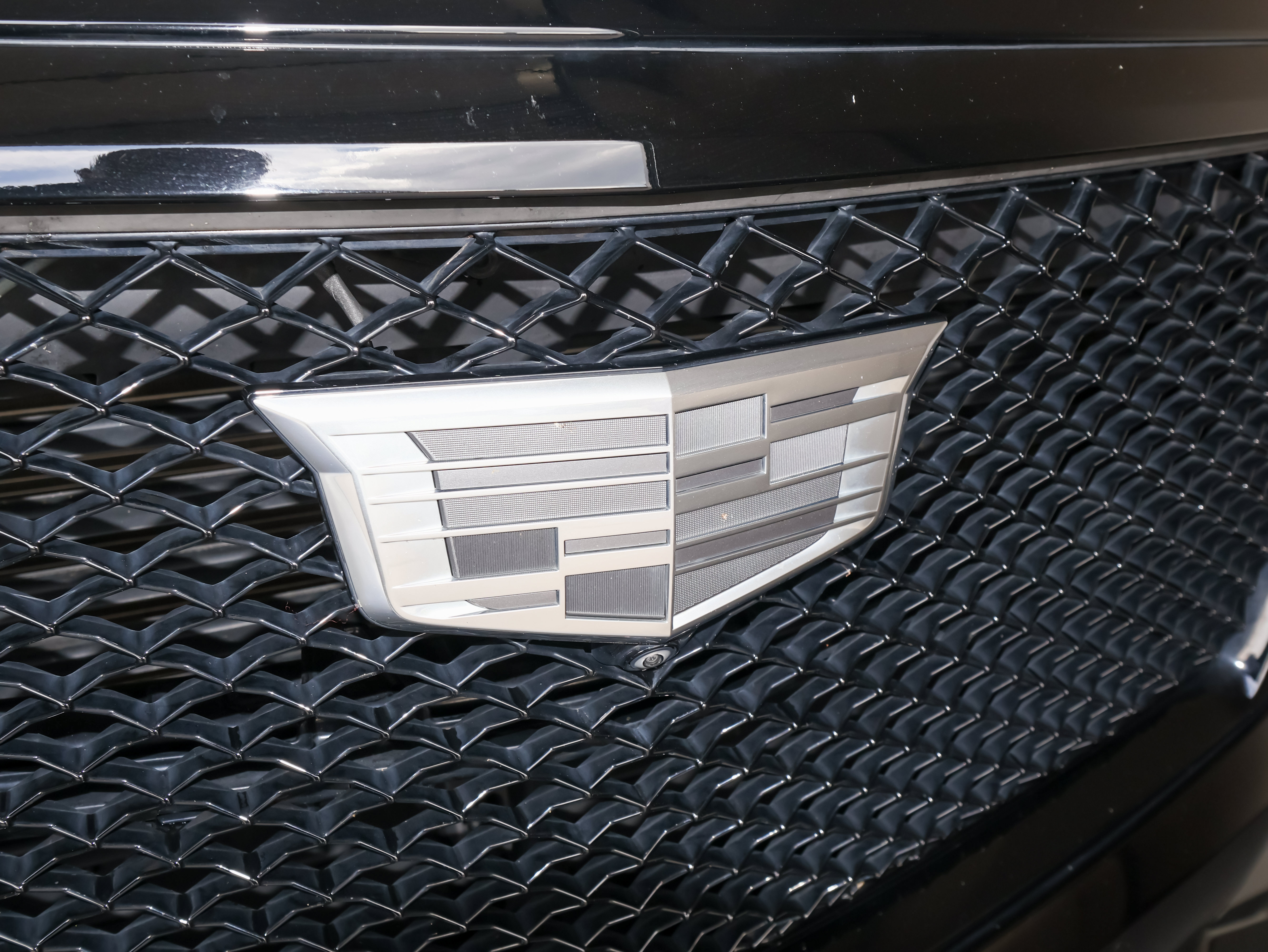Used 2022 Cadillac Escalade Sport Platinum w/ LPO, ONYX Package AWD/4WD image 57