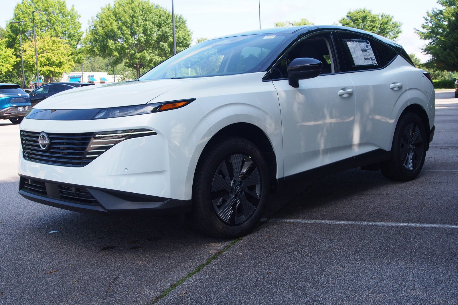 Used 2025 Nissan Murano SL w/ Cargo Package image 3