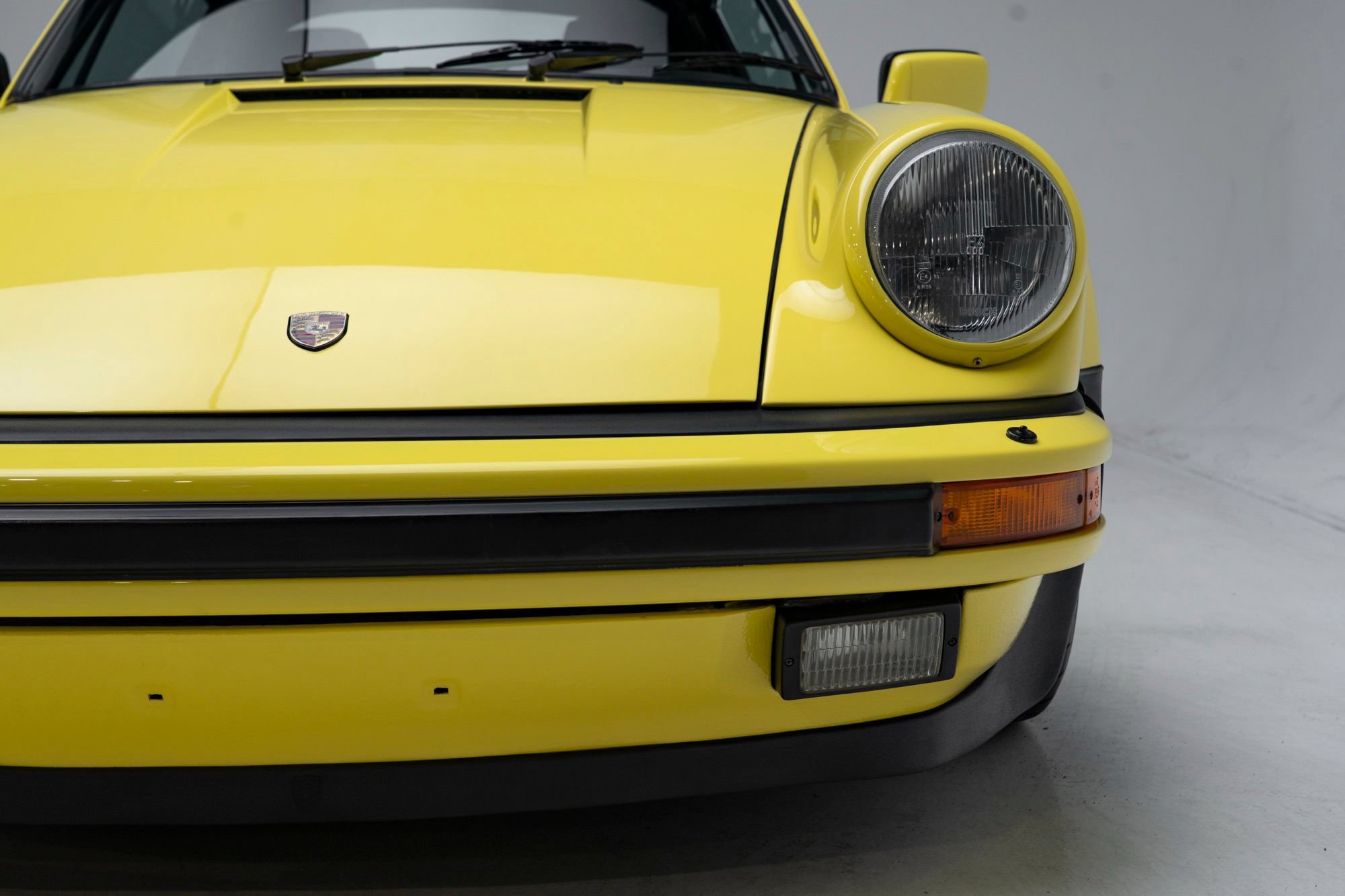 Used 1988 Porsche 911 Carrera RWD image 50
