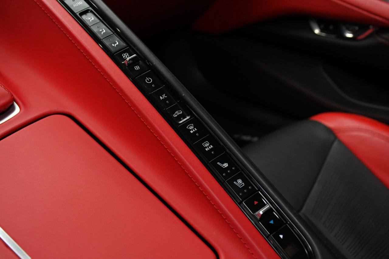 Used 2020 Chevrolet Corvette Stingray Premium Cpe w/ 3LT Preferred Equipment Group image 48