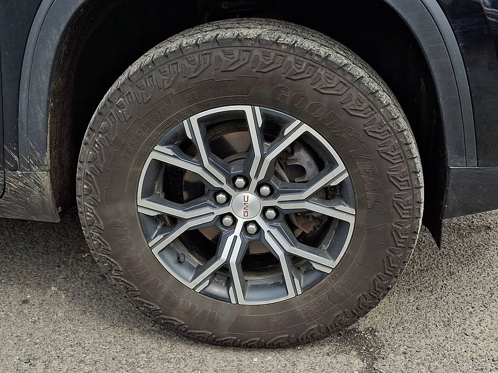 Certified 2024 GMC Acadia AT4 image 35