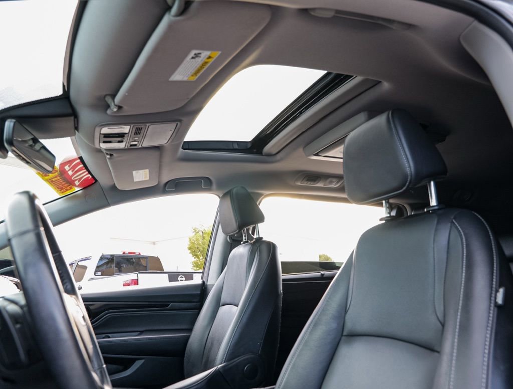 Used 2022 Honda Odyssey Touring image 23