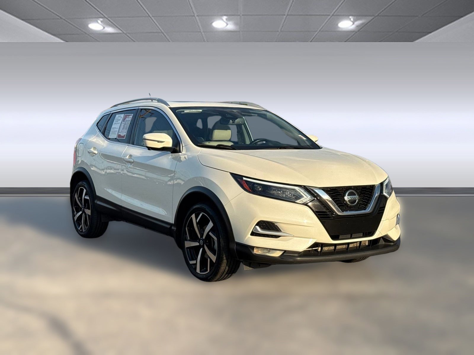 Used 2021 Nissan Rogue Sport SL w/ Premium Package image 6