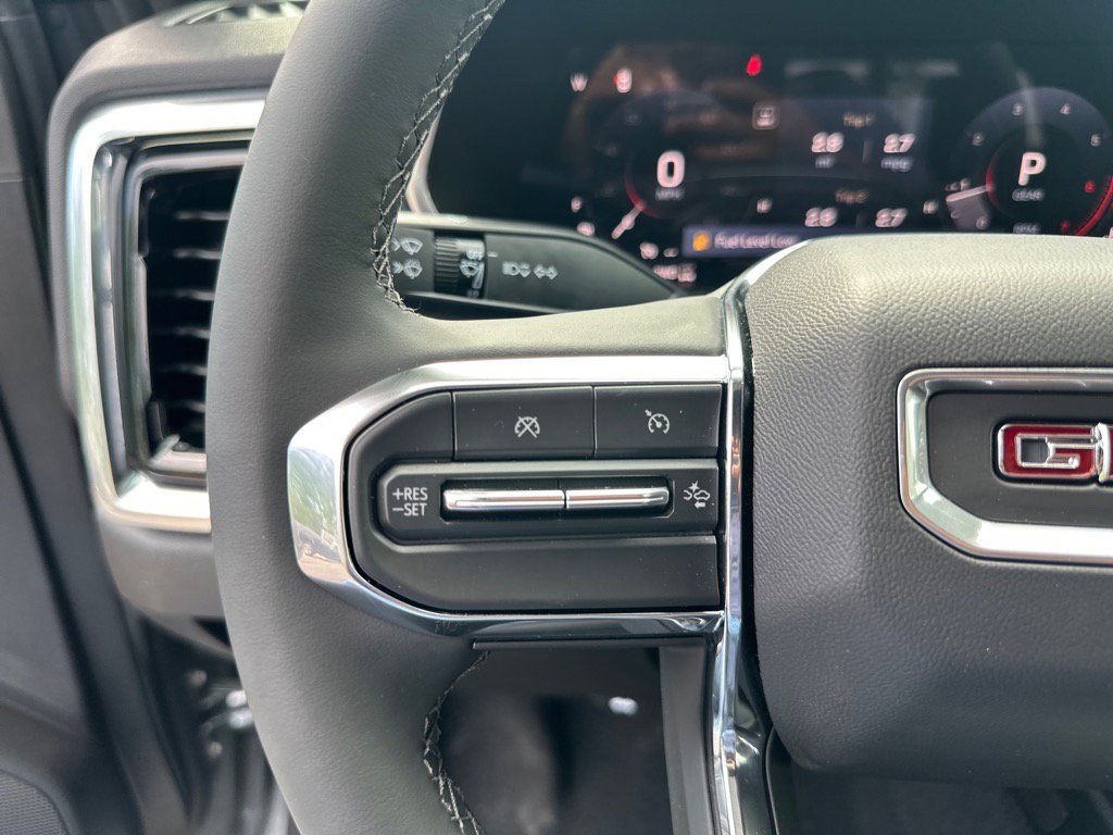 New 2025 GMC Canyon Elevation w/ Convenience Package image 10