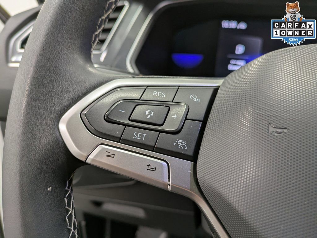 Used 2022 Volkswagen Tiguan SE AWD/4WD image 18