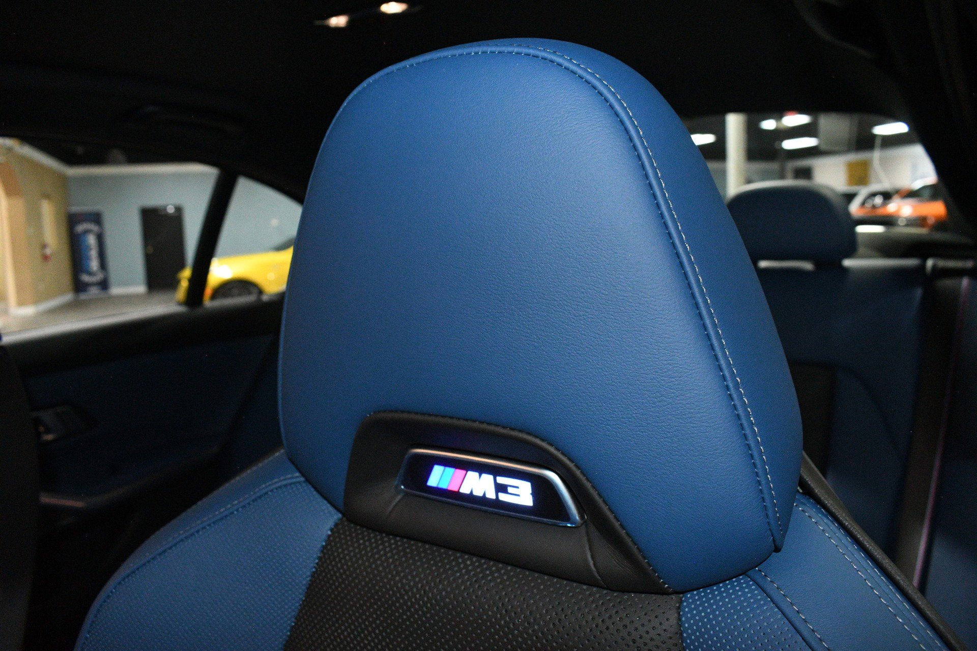 Used 2025 BMW M3 Competition AWD/4WD image 9