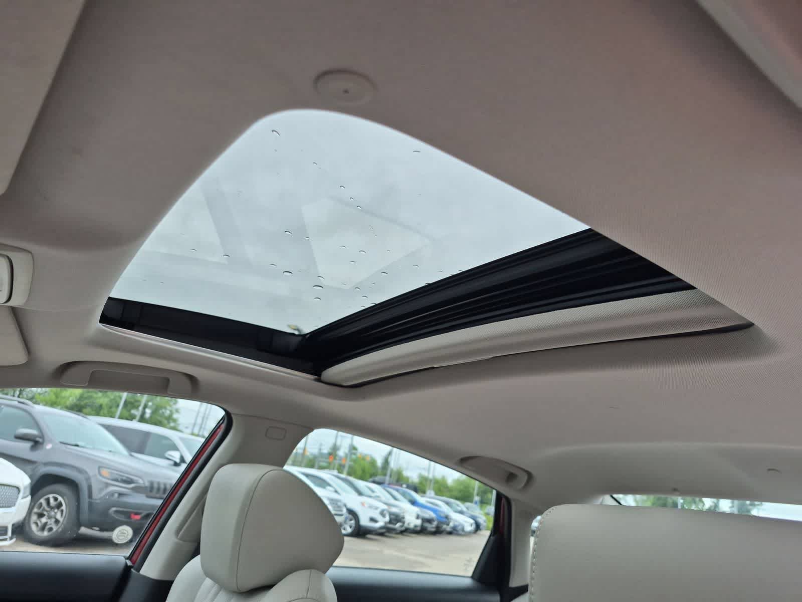 Used 2018 Honda Accord Touring image 19