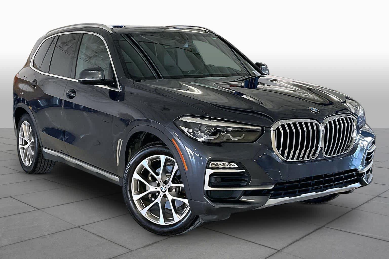 Used 2019 BMW X5 xDrive40i w/ Premium Package 2 AWD/4WD image 4