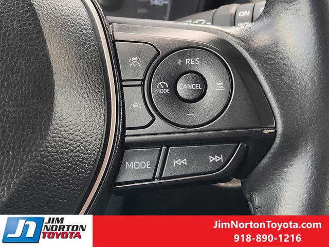 Used 2024 Toyota Corolla Cross LE FWD image 28