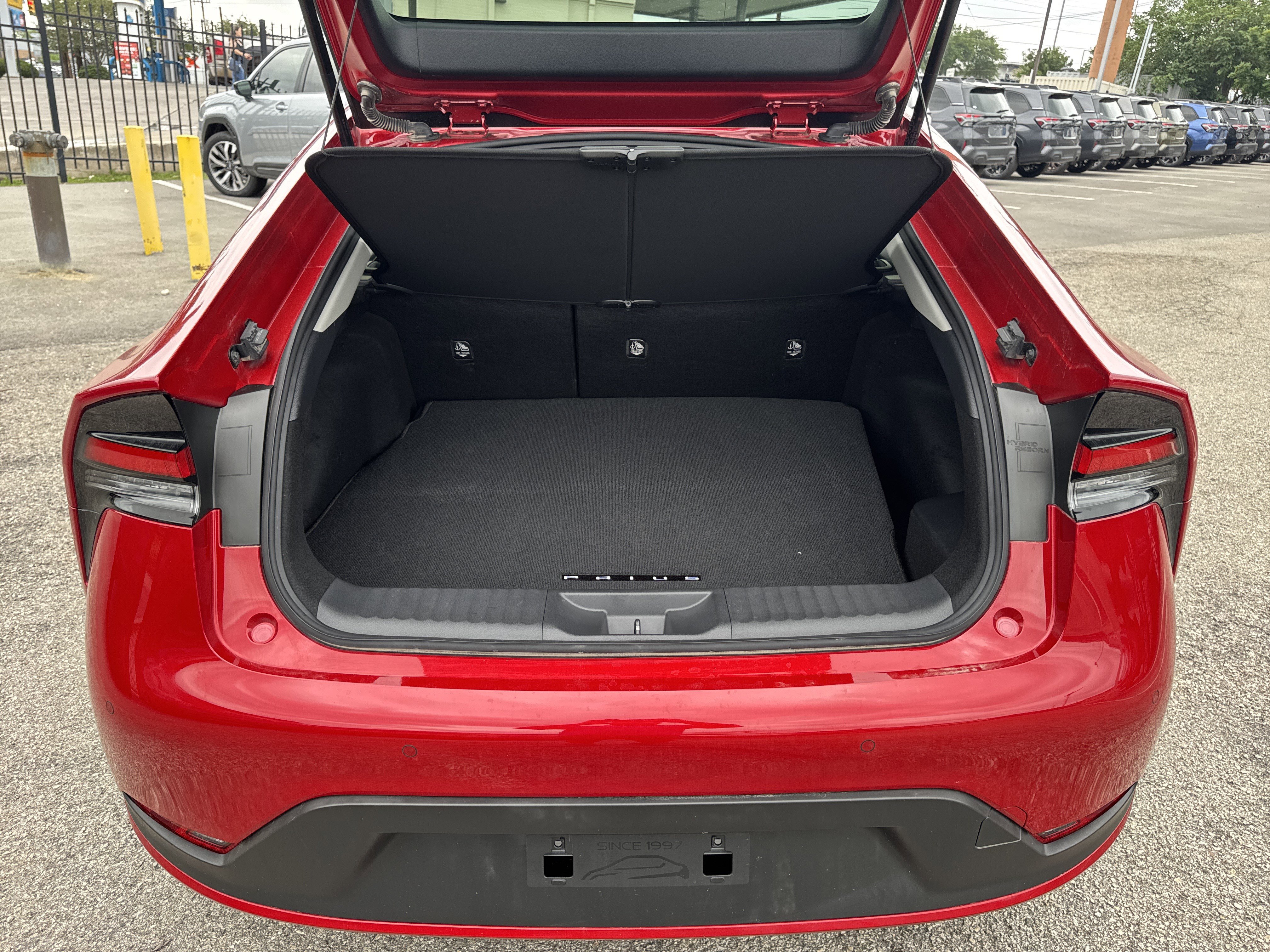 Used 2023 Toyota Prius LE image 27