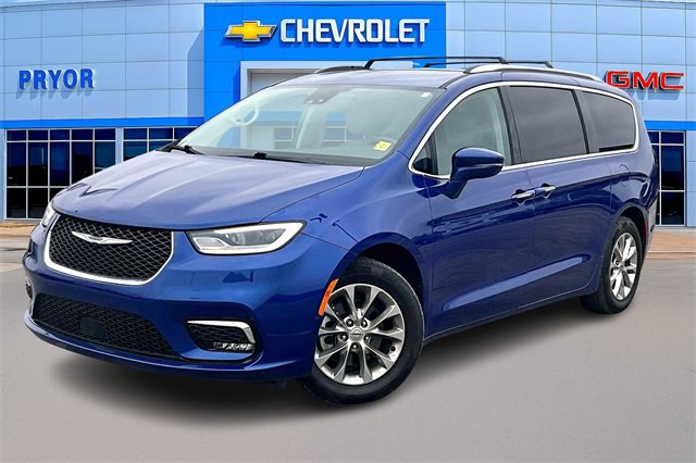 Used 2021 Chrysler Pacifica Touring-L image 3