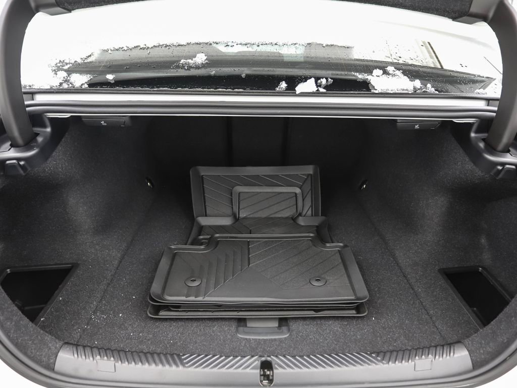 Used 2026 BMW i5 eDrive40 w/ M Sport Package image 24