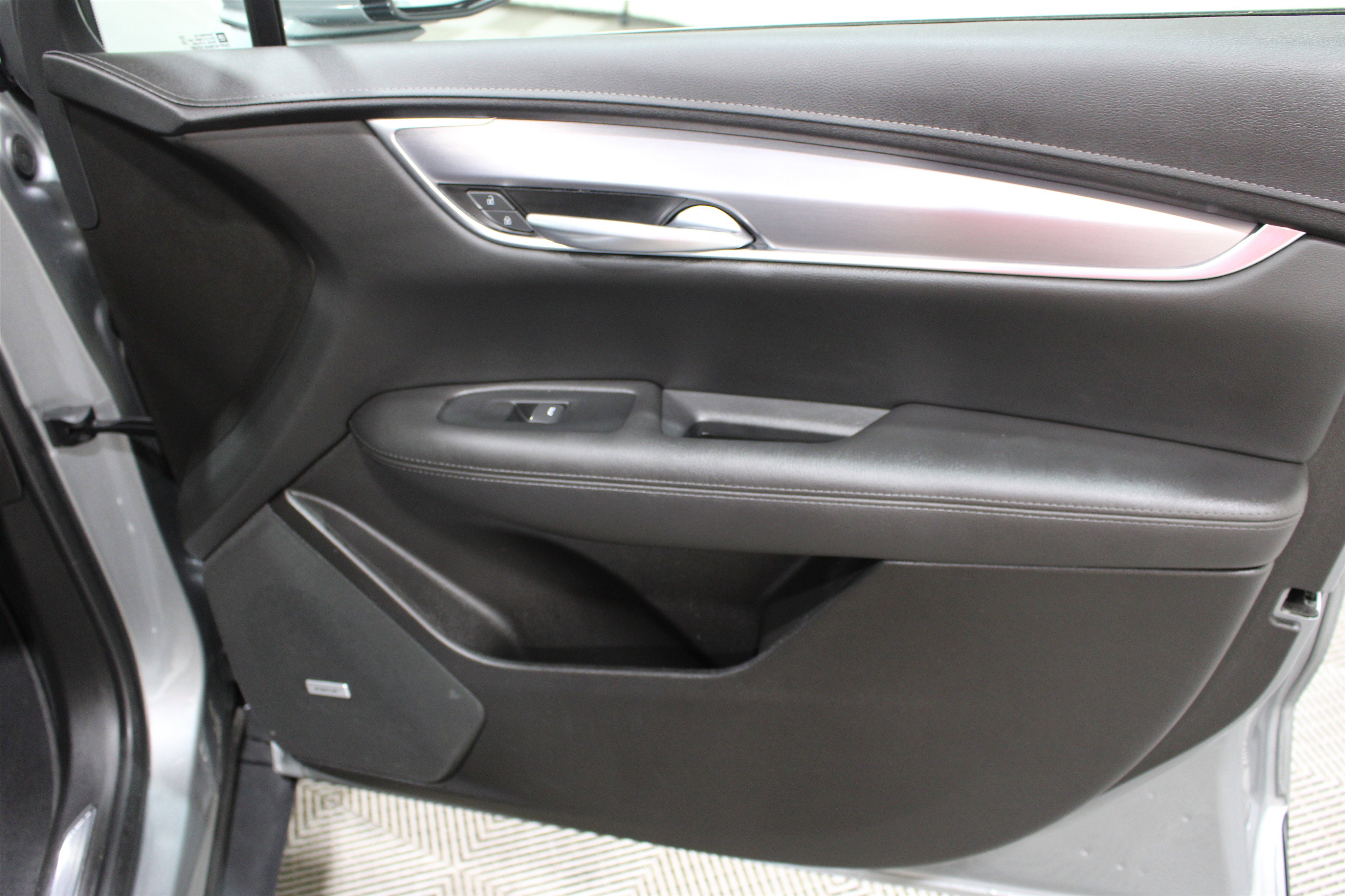 Certified 2023 Cadillac XT5 Luxury image 29