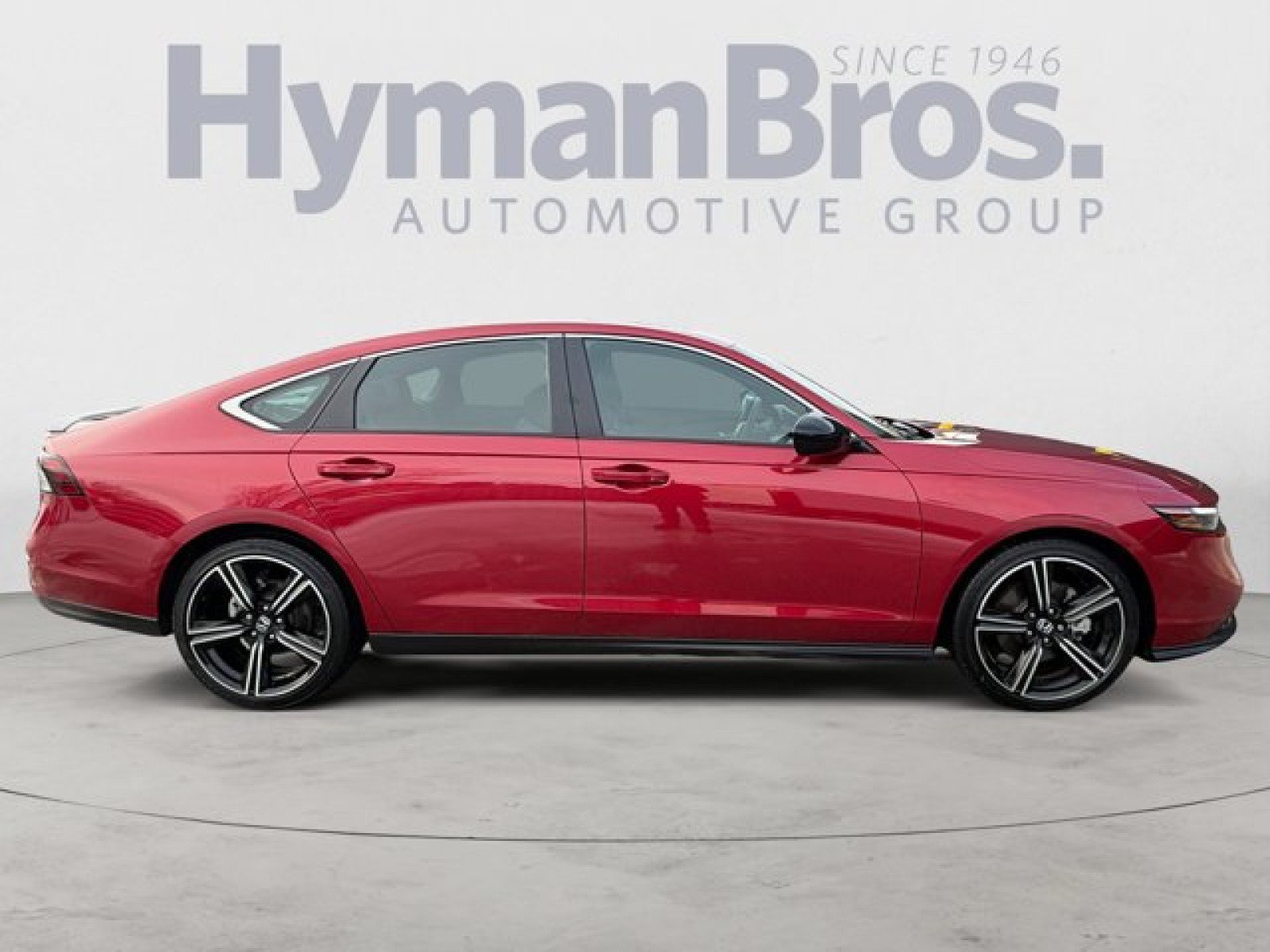 Used 2025 Honda Accord Sport image 2
