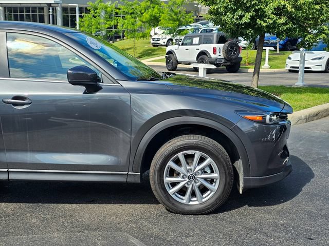 Used 2023 MAZDA CX-5 AWD 2.5 S w/ Select Package image 6