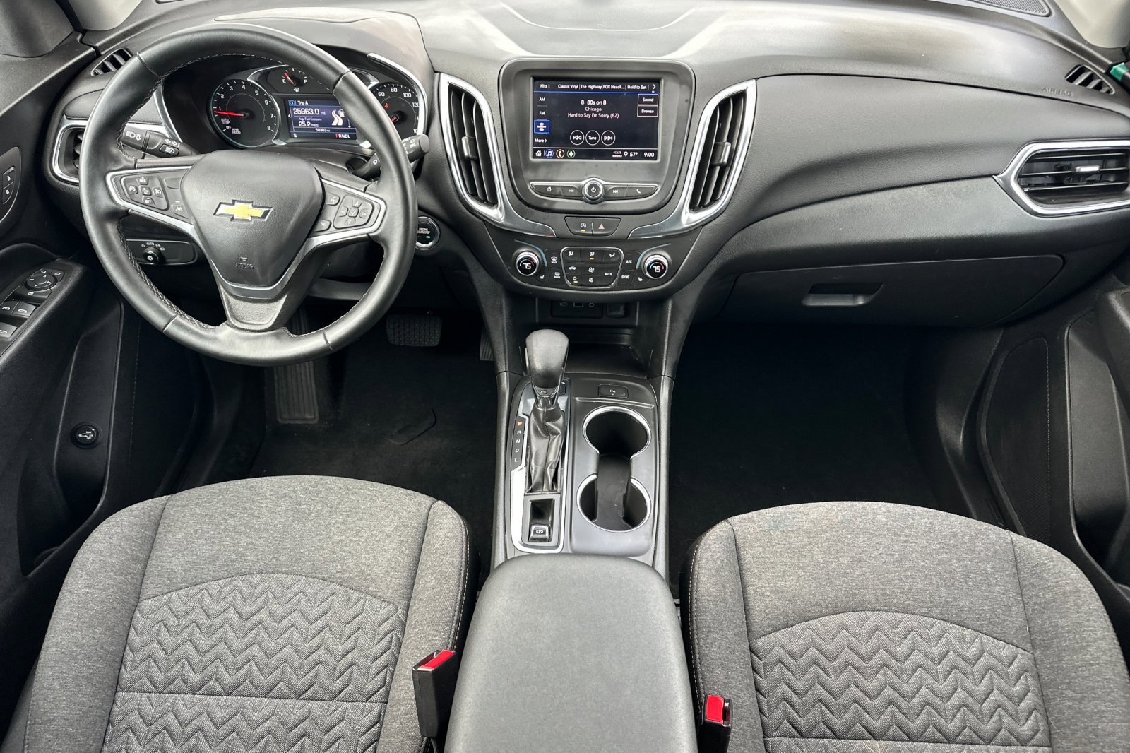Used 2023 Chevrolet Equinox LT w/ Driver Convenience Package AWD/4WD image 13