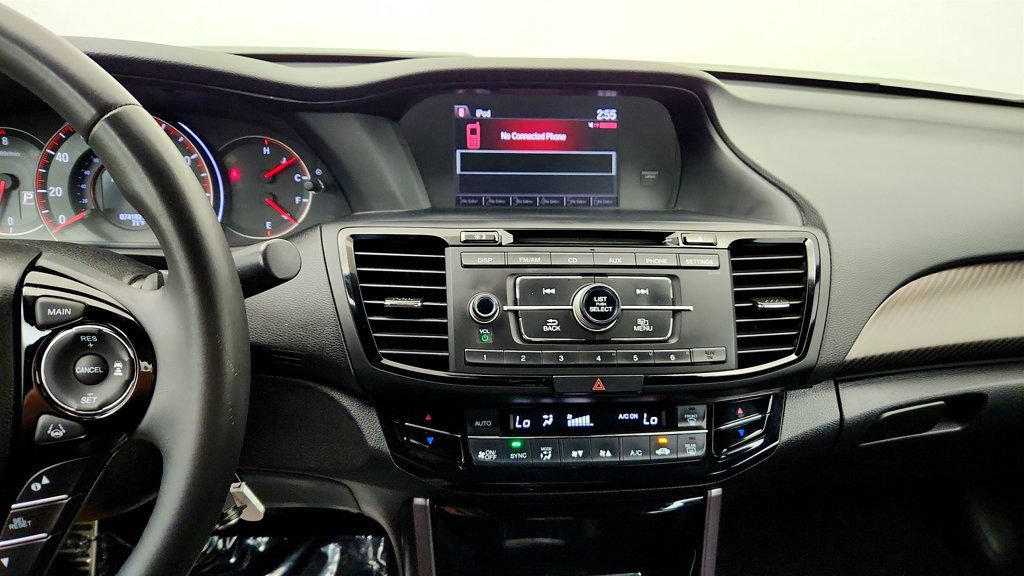 Used 2016 Honda Accord Sport image 17