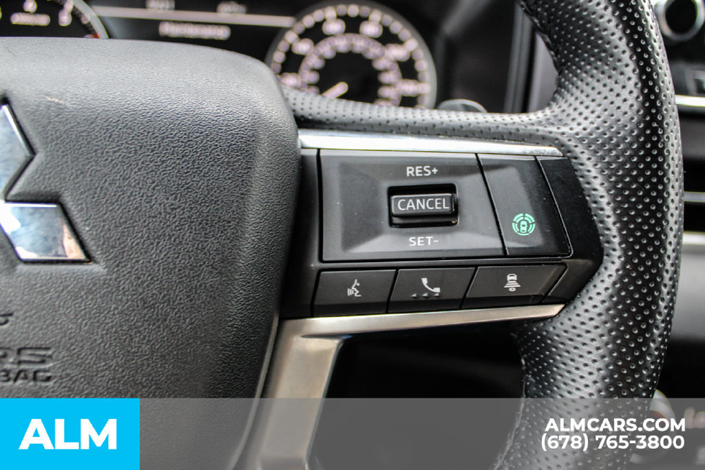 Used 2024 Mitsubishi Outlander Ralliart AWD/4WD image 29