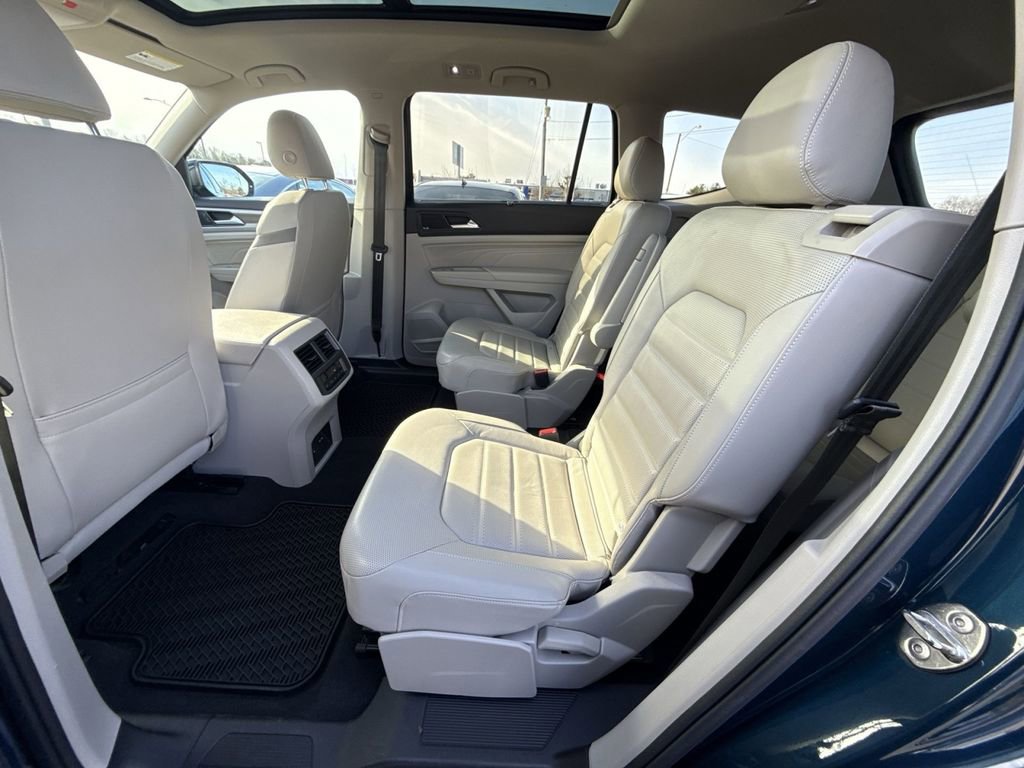 Used 2021 Volkswagen Atlas SEL Premium image 25